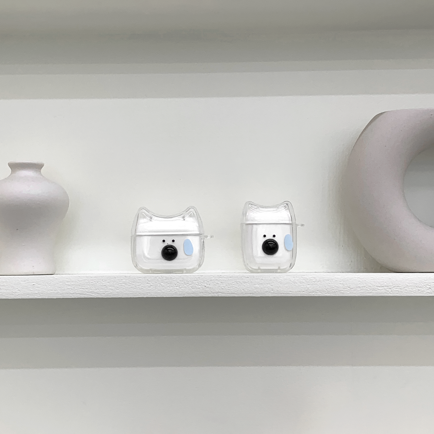 Mongdaeng Ggosoon Airpods case white