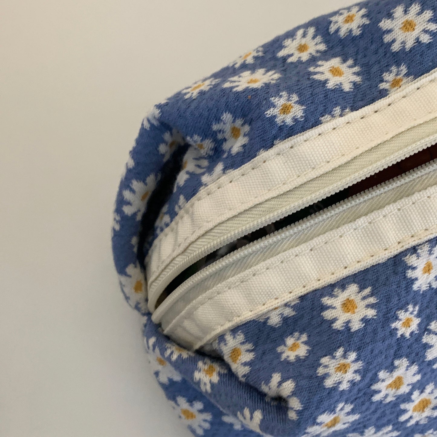 Mongdaeng Peace Flower Pouch (S size) Blue Card&Case
