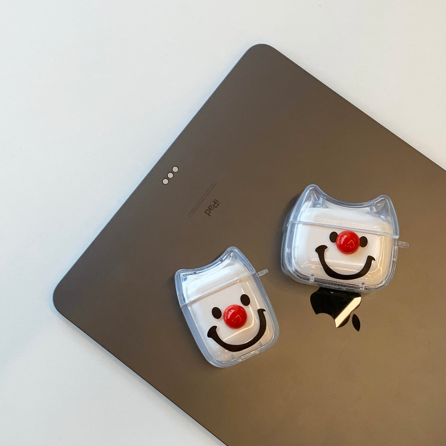 Lucky Pooky Airpods case
